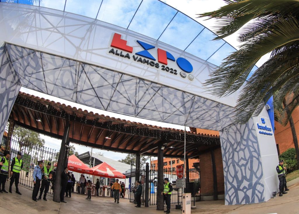 LA PRENSA Diario En julio / Expo Internacional Mariano Roque Alonso